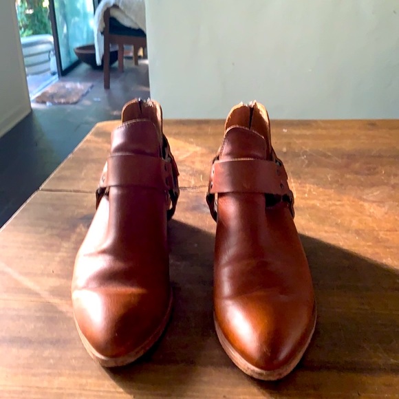 Frye Shoes - Frye booties